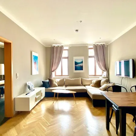 3 Fur 6-8 Personen Zentrum