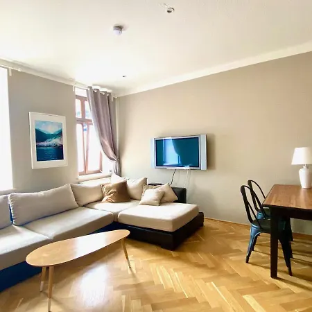 3 Fur 6-8 Personen Zentrum Apartment *